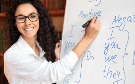 Fexibilitate, costuri reduse și acces global: engleza online